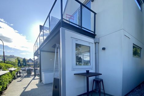 Photo of property in 1 Onslow Road, Lake Hayes, Queenstown, 9304