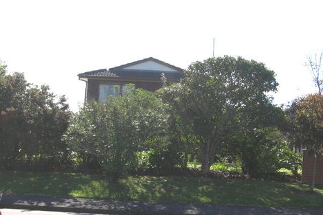 Photo of property in 21 Takutai Avenue, Bucklands Beach, Auckland, 2012