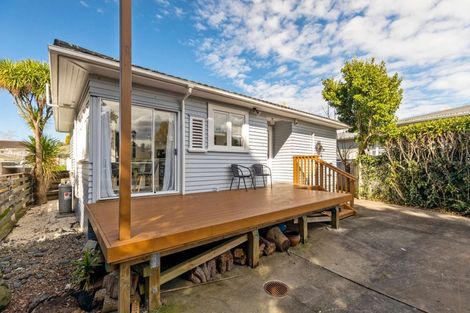 Photo of property in 2/47 Mildmay Road, Henderson, Auckland, 0610