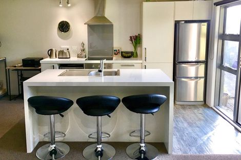 Photo of property in 12 Carver Place, Lynmouth, New Plymouth, 4310