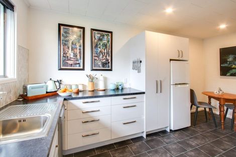 Photo of property in 2/107 Terrace Road, Parkvale, Hastings, 4122