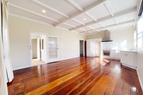 Photo of property in 1 Camden Road, Sandringham, Auckland, 1025