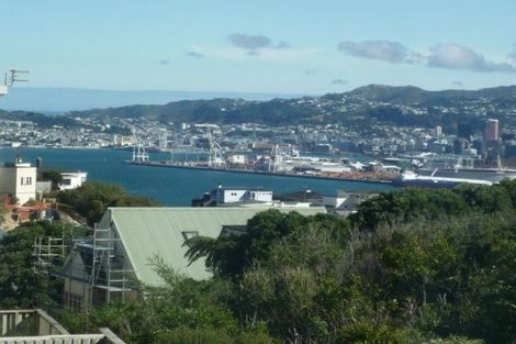 Photo of property in 18 Lakshmi Place, Khandallah, Wellington, 6035