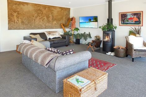 Photo of property in 9 Lakeview Drive, Foxton Beach, Foxton, 4815