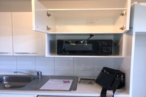 Photo of property in 2/39 Bayview Road, Bayview, Auckland, 0629