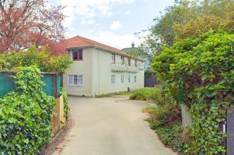 Photo of property in 12 Larsen Court, Roslyn, Palmerston North, 4414