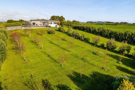 Photo of property in 255 Kaihihi Road, Okato, 4381