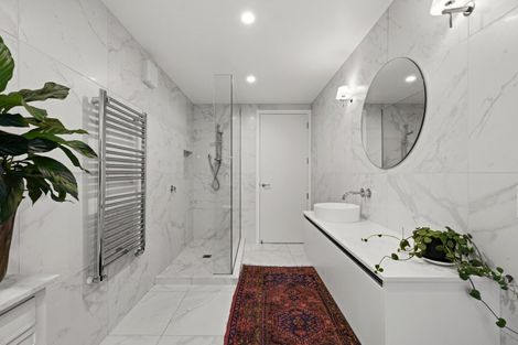 Photo of property in 6 Finnis Lane, Hospital Hill, Napier, 4110