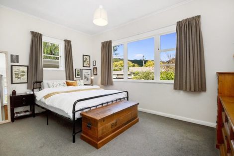 Photo of property in 19 Naenae Road, Naenae, Lower Hutt, 5011