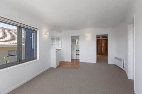 Photo of property in 154 Vivian Street, New Plymouth, 4310