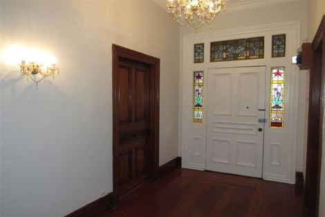 Photo of property in 37 Te Wharepouri Street, Berhampore, Wellington, 6023