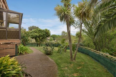 Photo of property in 24 Sylvan Avenue, Northcote, Auckland, 0627