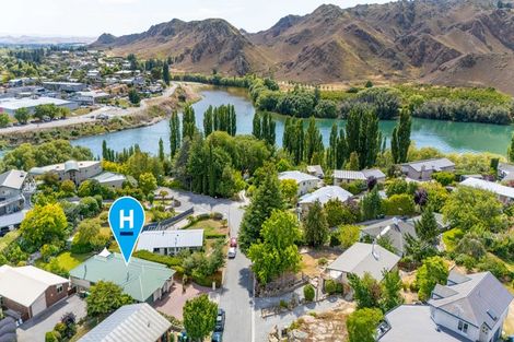 Photo of property in 6 Old Bridge Road, Bridge Hill, Alexandra, 9320