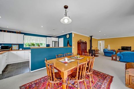 Photo of property in 1096 Egmont Road, Egmont Village, New Plymouth, 4372
