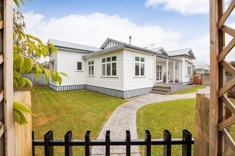 Photo of property in 30 Cuba Street, Marton, 4710