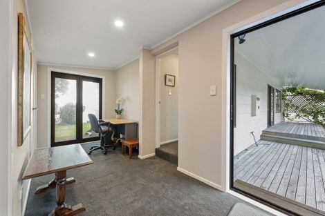 Photo of property in 8 First Avenue, Glenbrook, 2681