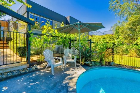 Photo of property in 56 Palmerston Road, Havelock North, 4130