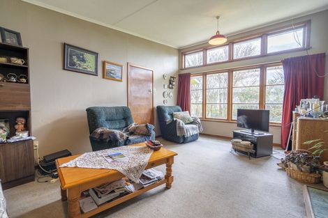 Photo of property in 6 Boundary Road, Tisbury, Invercargill, 9877