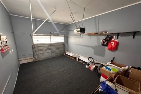 Photo of property in 2/136 Chivalry Road, Glenfield, Auckland, 0629