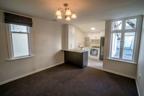 Photo of property in 83 Roxburgh Street, Mount Victoria, Wellington, 6011