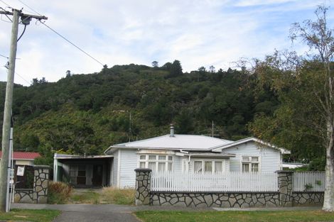 Photo of property in 63 Wilford Street, Wallaceville, Upper Hutt, 5018