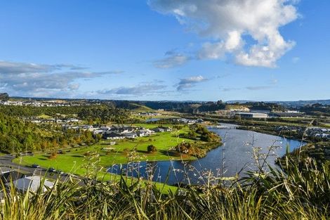 Photo of property in 19 Caldera Crescent, Pyes Pa, Tauranga, 3112