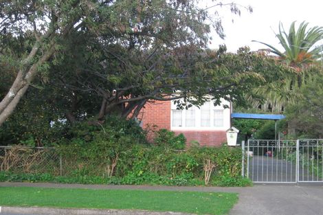 Photo of property in 96 Molesworth Street, Taita, Lower Hutt, 5011