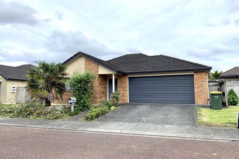 Photo of property in 7 Applebox Lane, Henderson, Auckland, 0612