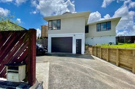 Photo of property in 8 West Harbour Drive, West Harbour, Auckland, 0618