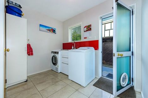 Photo of property in 22 Felstead Place, Avonhead, Christchurch, 8042