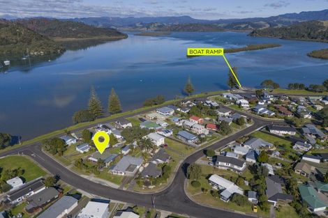 Photo of property in 2b Sarah Avenue, Whitianga, 3510