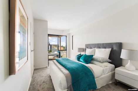 Photo of property in 1/735 East Coast Road, Browns Bay, Auckland, 0630