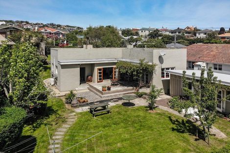 Photo of property in 3 Sunbury Street, Andersons Bay, Dunedin, 9013