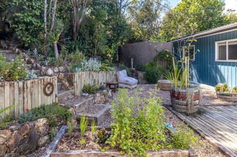 Photo of property in 61 Fairview Crescent, Omiha, Waiheke Island, 1081