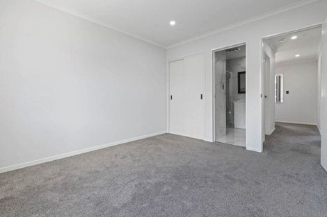 Photo of property in 8c Kent Road, Manurewa, Auckland, 2102