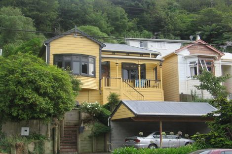 Photo of property in 58 Glenmore Street, Northland, Wellington, 6012