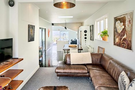 Photo of property in 44 Mortimer Terrace, Aro Valley, Wellington, 6021