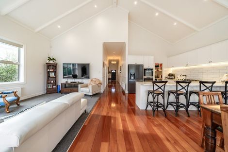 Photo of property in 35 Ava Street, Petone, Lower Hutt, 5012