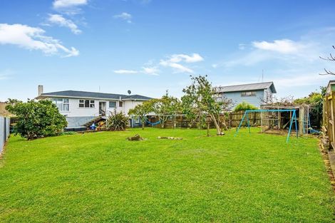 Photo of property in 26 Ray Small Drive, Papakura, 2110