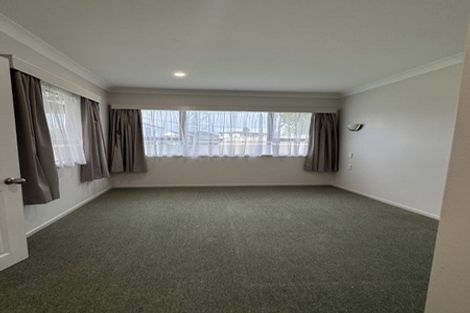 Photo of property in 11 Takanini Road, Takanini, 2112