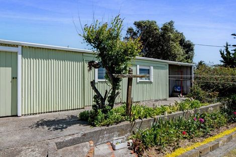 Photo of property in 34 Norfolk Street, Patea, 4520