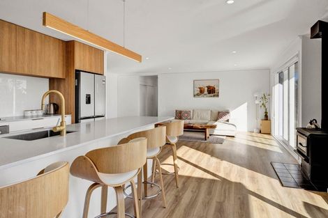 Photo of property in 284 Frankley Road, Ferndale, New Plymouth, 4310