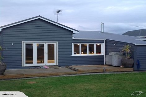 Photo of property in 177 Marine Parade, New Brighton, Christchurch, 8083