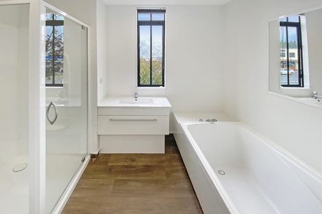 Photo of property in 1080a Frankton Road, Frankton, Queenstown, 9300