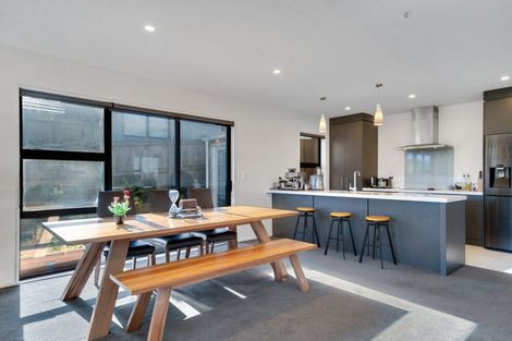 Photo of property in 15 Helenvale Crescent, Pokeno, 2402