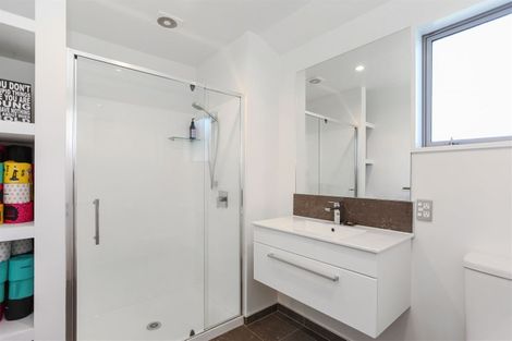 Photo of property in 92 Mcmahon Drive, Aidanfield, Christchurch, 8025