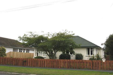 Photo of property in 18 Uxbridge Street, Northcote, Christchurch, 8052