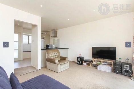 Photo of property in 3/31 Nikau Street, New Lynn, Auckland, 0600