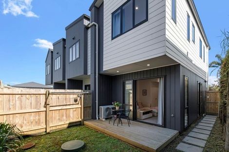 Photo of property in 4/112 Moore Street, Howick, Auckland, 2014