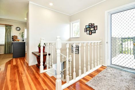 Photo of property in 21 Clark Road, Pahurehure, Papakura, 2113